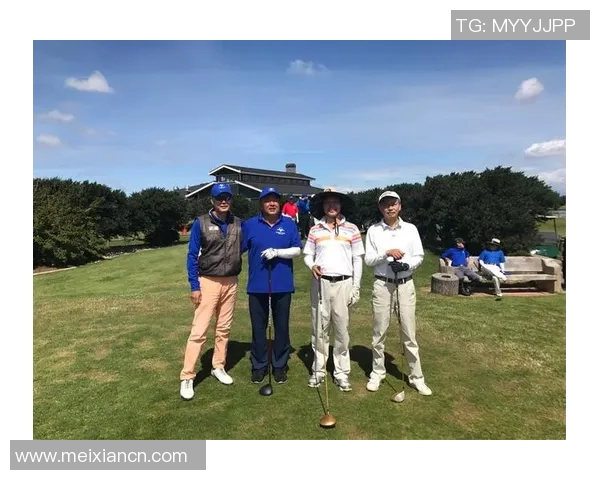 足球巨星魅力四射插画漫画集展现球场英姿与风采