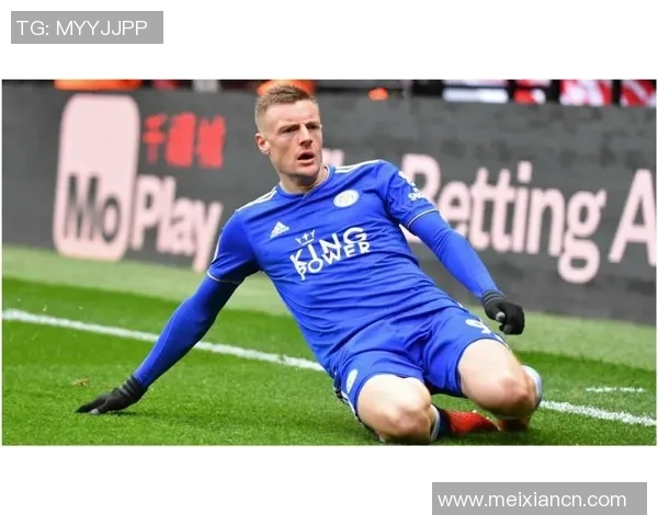 43岁足球传奇再度出战 创下新纪录引发全球关注